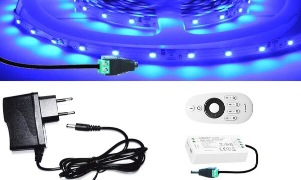 1m hosszú 5Wattos, RF 4 zónás FUT007 távirányítós, vezérlős, adapteres kék LED szalag (60db 2835 SMD LED)