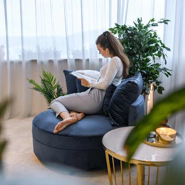 KONDELA Kerek fotel, Velvet szövet kék, SALOTO