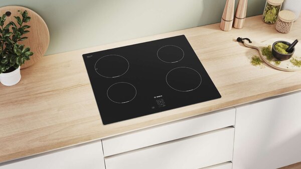 Bosch PUG611AA5E Beépíthető indukciós főzőlap, 59,2 cm, 4 főzőzóna, PowerBoost, Fekete