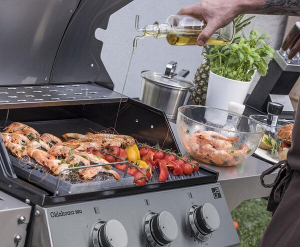 OKLAHOMA BBQ gázgrill, 3 égővel, nyomáscsökkentő szeleppel, ezüst Penta CZ