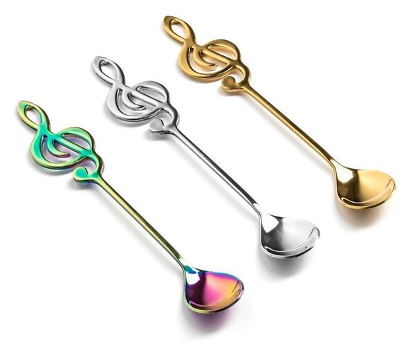 Violinkulcs alakú teáskanál készlet, színes