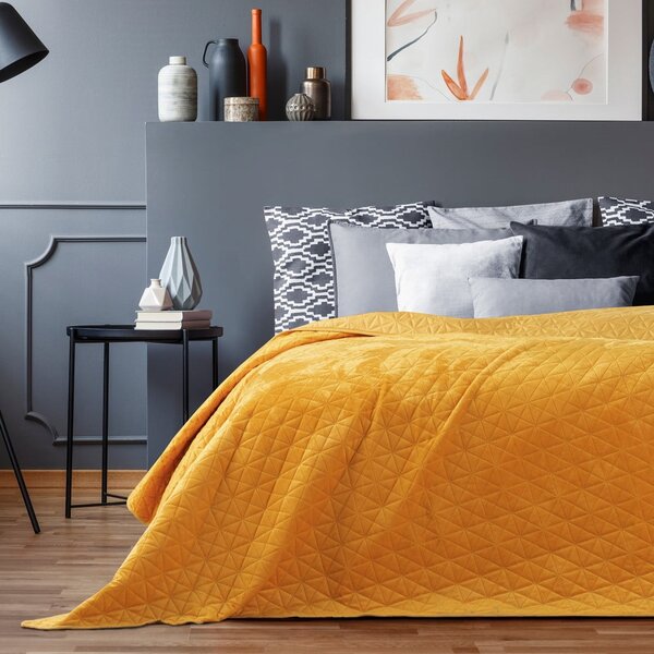 Sárga bársony steppelt ágytakaró 240x260 cm Laila – Restilo
