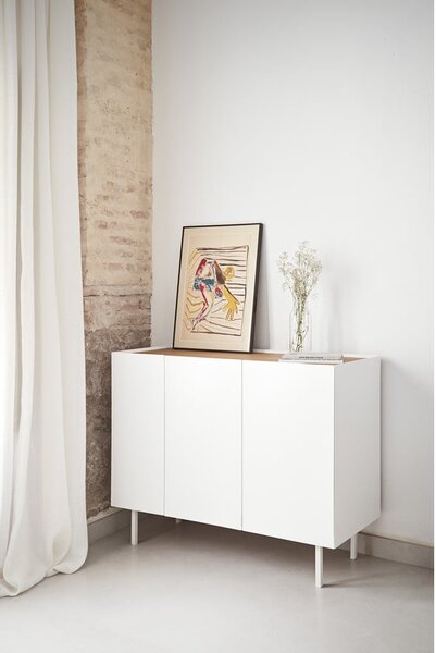 Fehér alacsony komód tölgyfa dekorral 110x85 cm Arista – Teulat
