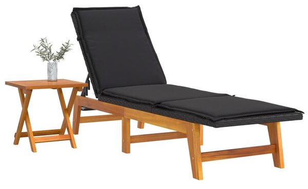 Polyrattan és tömör akácfa napozóágy asztallal