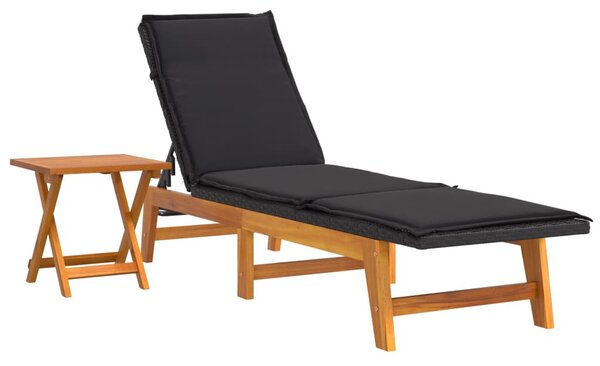 Polyrattan és tömör akácfa napozóágy asztallal