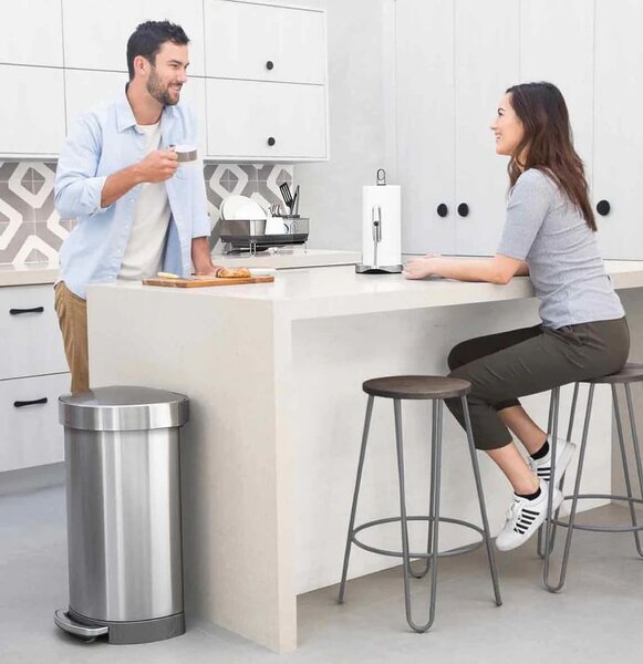 Rozsdamentes acél pedálos szemetes 45 l - simplehuman
