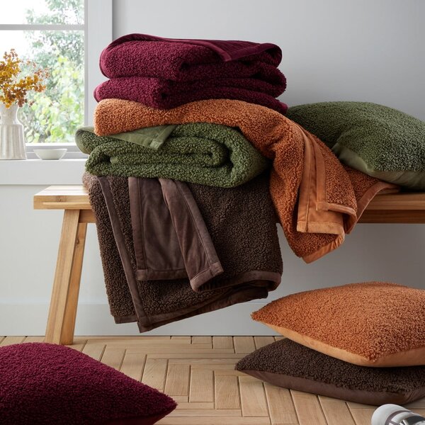 Zöld mikroplüss takaró 130x170 cm Velvet Boucle – Catherine Lansfield