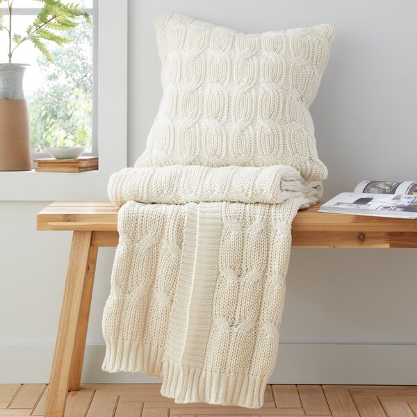 Fehéresbézs kötött takaró 130x170 cm Chunky Marl Knit – Catherine Lansfield
