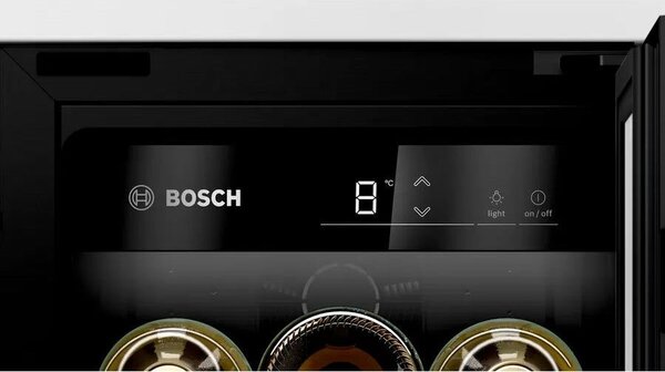 Bosch KUW20VHF0 Borhűtő - 21 Üveg, Fekete