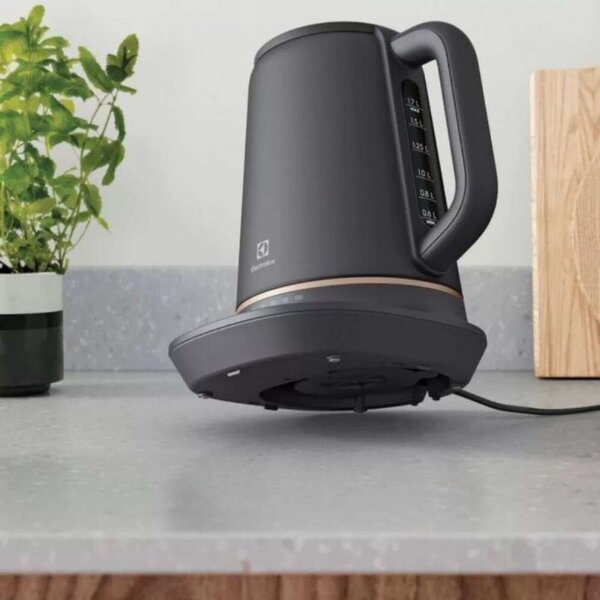 Electrolux Explore 7 1.7L Vízforraló
