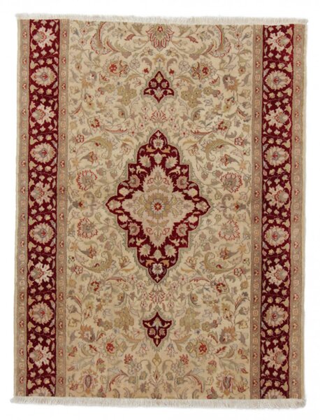Kézi perzsa szőnyeg Isfahan 104x135 medalion