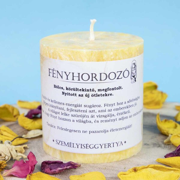 Fényhordozó személyiséggyertya