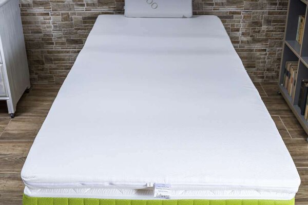 Vitaroll Akupresszúrás 7 Zónás Fedőmatrac - Antiallergén - 140x200 cm