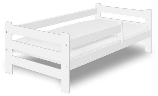 KUBIUS tömör fa gyerekágy leesésgátlóval 140x80 - fehér