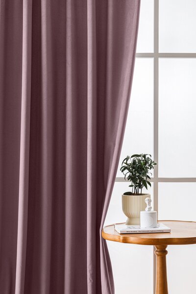 Világos lila VELVET sötétítő függöny 140x250 cm Felfüggesztés: Hullámos sínszalag