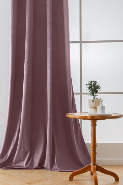 Világos lila VELVET sötétítő függöny 140x250 cm Felfüggesztés: Hullámos sínszalag