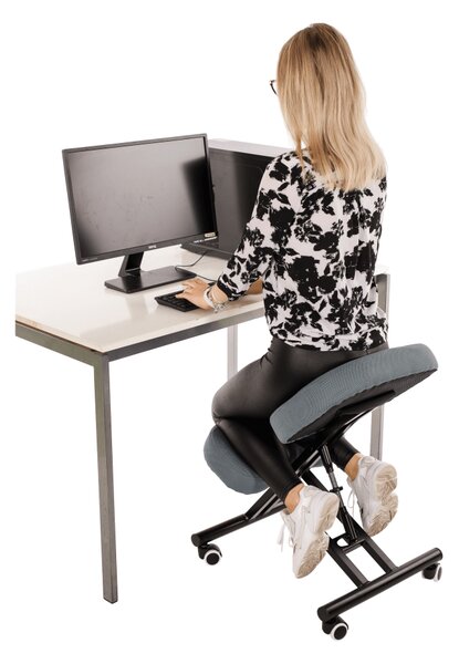 Ergonomikus irodai fotel Kilo (világosszürke + fekete)