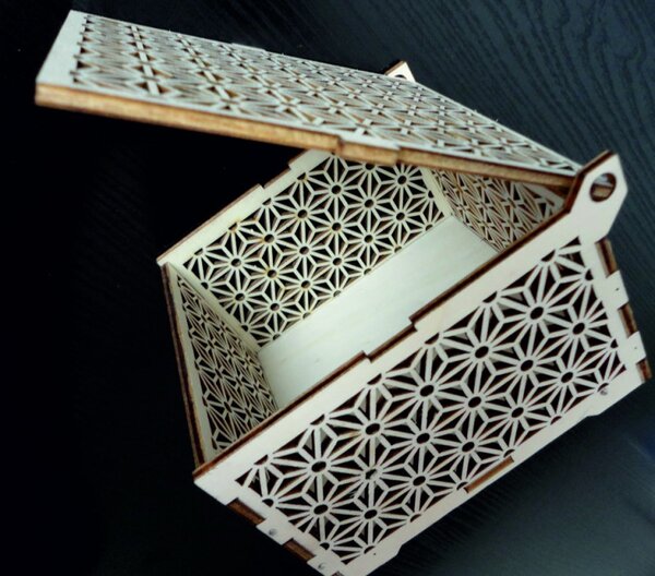 Vintage fadoboz - Könnyű, méret: 12,6x12,6x8,2 cm, hajtva