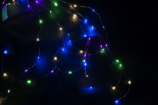Karácsonyi világítás - 48 LED drót, színes