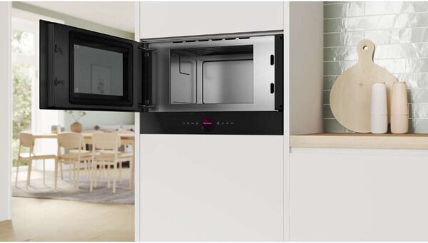 Bosch BFL7221B1 Beépíthető mikrohullámú sütő, 21L, 900W, Fekete
