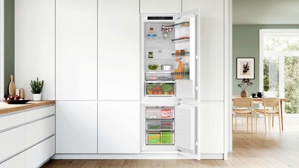 Bosch KIN96VFD0 Beépíthető hűtőszekrény, 290L, M:193.5, D energiaosztály