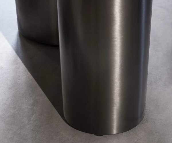 DELIFE Étkezőasztal Edge hajóformájú 200x100 domborított üveg füstfekete 3D design Troa rozsdamentes acél grafit