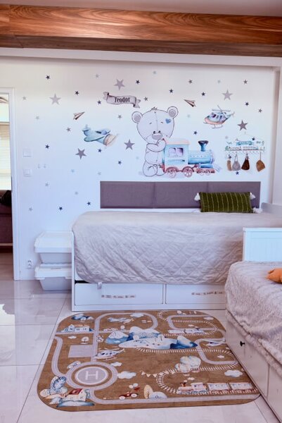 INSPIO - átragasztható textil matrica - Falmatrica fiúknak - Maci és vonat