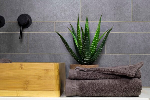 The One Towelling® Törölköző Organic 50x100 - Antracit | 50 x 100 cm