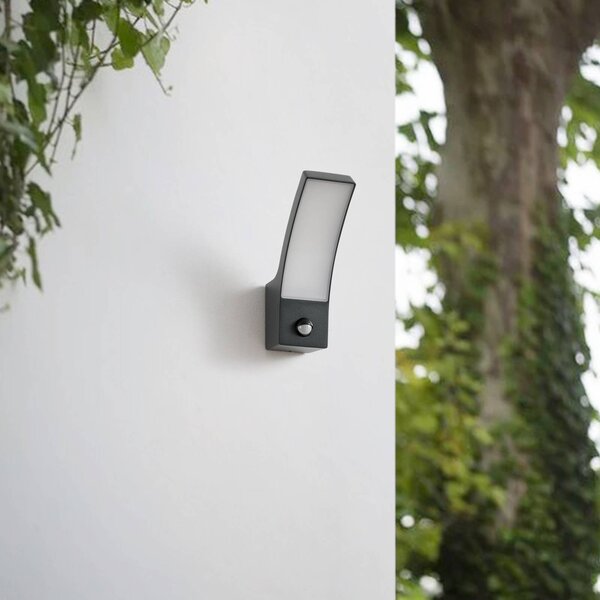 Lindby LED kültéri fali lámpa Ilvita, érzékelő, antracit, IP54, Fekete, Alumínium, Modern