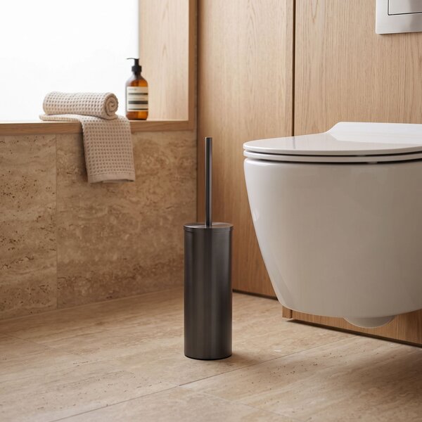 WC kefe B106 TITAN