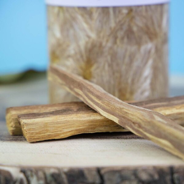 Palo Santo- Tisztító és védőgyertya (320g) + Palo Santo füstölőbotok (3x)