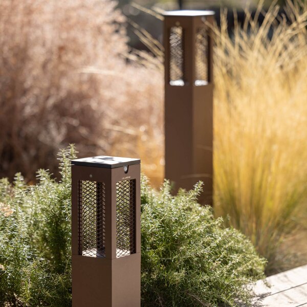 Les Jardins LED napelemes talapzatlámpa Tradition Sensor Corten 40cm, dimmelhető, Barna / rozsda, Alumínium, Modern