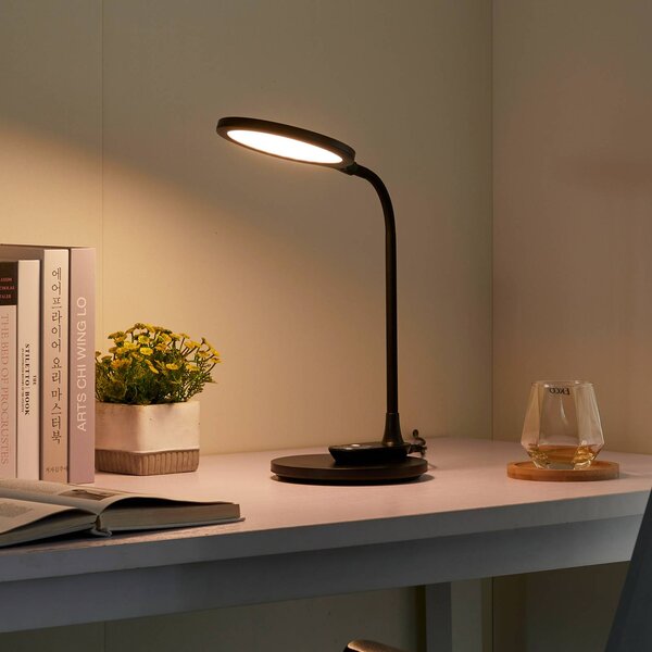 Lindby LED asztali lámpa Valtaria, fekete, CCT, dimmelhető, dimmelhető, Fekete, Dolgozószoba / Iroda, Műanyag, Modern
