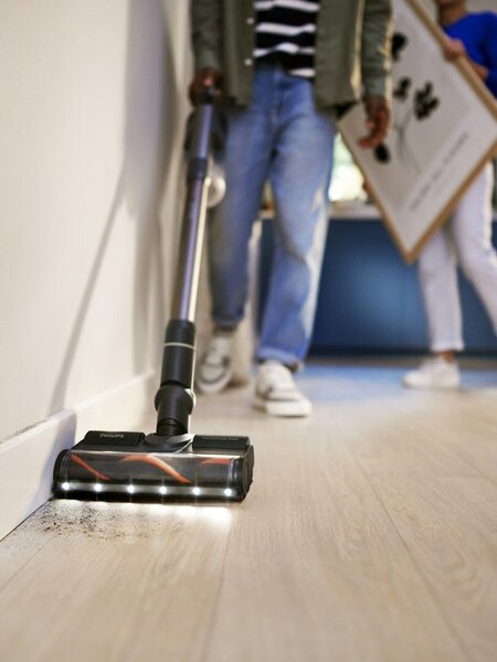 Philips XC8057/01 8000 Aqua Plus vezeték nélküli álló Porszívó, Fekete