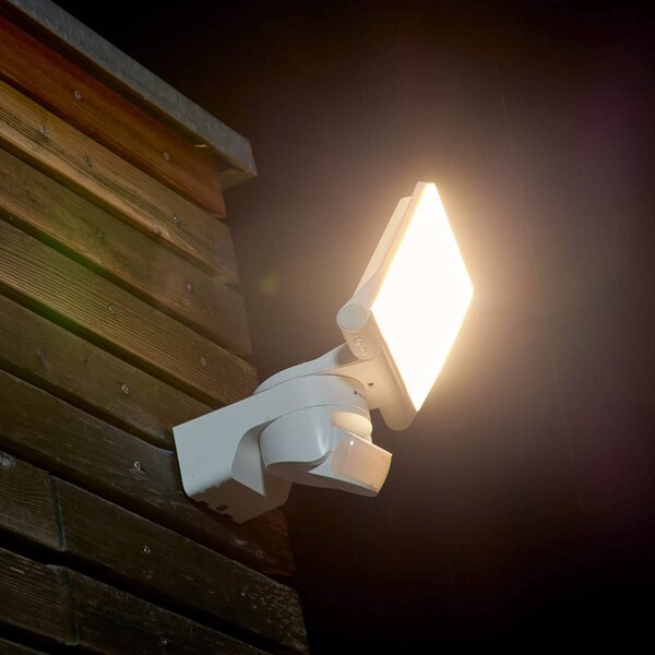 STEINEL XLED Home 2 S érzékelős kültéri spotlámpa, fehér, IP44, Fehér / opál, Műanyag, Modern