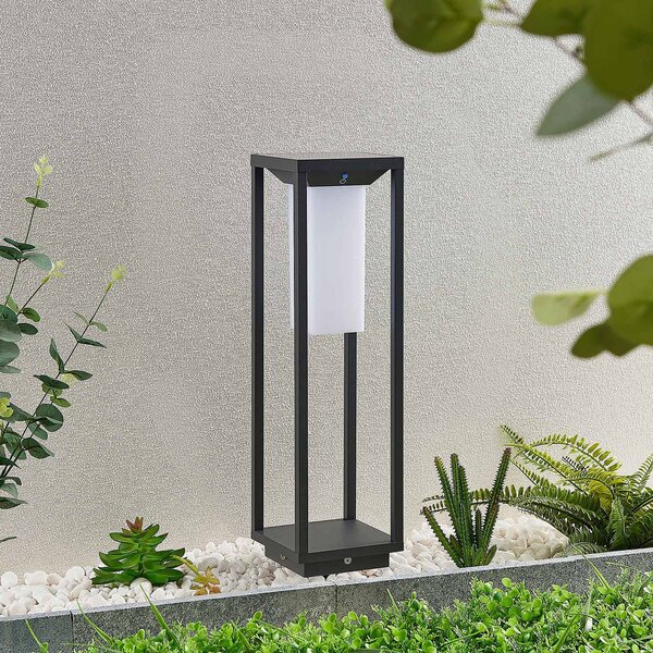 Lucande LED napelemes talapzatvilágítás Eliel, magasság 50 cm, fekete, Fekete, Alumínium, Modern