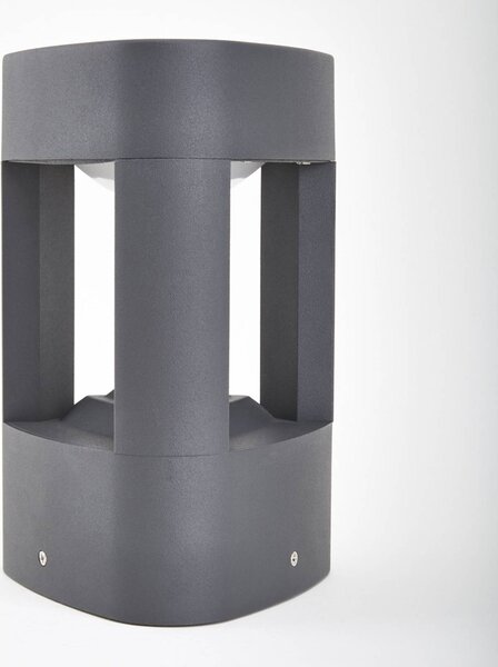 Lucande LED állólámpa Pirron, 20 cm, háromszög alakú, IP54, Fekete, Alumínium, Modern