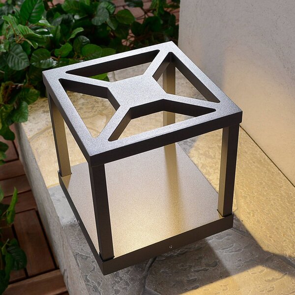 Lucande LED talpas lámpa Lealan, fekete, fém, 23 cm, IP54, Fekete, Alumínium, Modern
