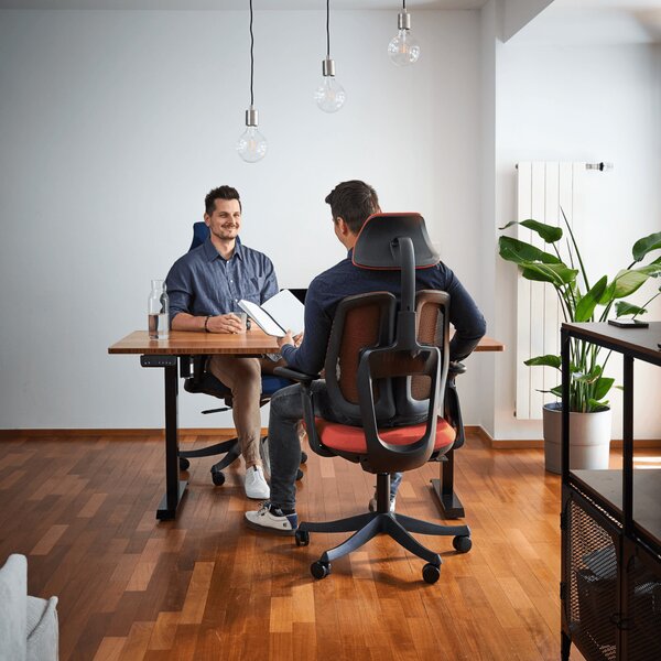 Ergonomikus irodai szék Liftor Active, piros (textil + háló)