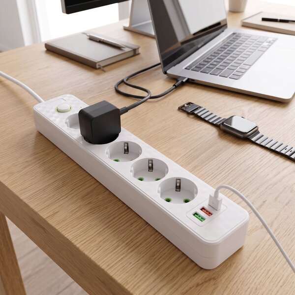 Toolight Toollight, JNH022-5A, elosztósáv 5 aljzattal + 2× USB-A + USB-C, 1,8 m, fehér, OSW-56203
