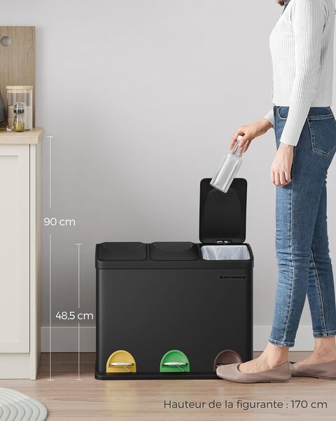 SONGMICS 3 rekeszes pedálos szelektív szemetes, 45 L (3 x 15 L), tintafekete