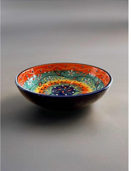 Kisméretű kerámia salátástál 15 cm x 4 cm-es méretben