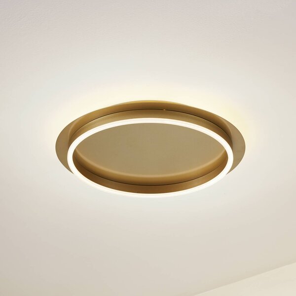 Lindby LED mennyezeti lámpa Kunis, arany, műanyag, Ø 46cm, Sárgaréz / arany, Nappali / Étkező, Műanyag, Modern