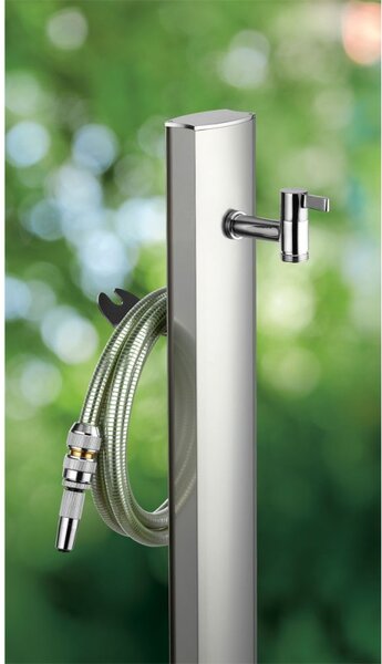 Modern alumínium kerti állókút talppal, inox - Aquapoint Steelo