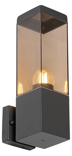 Modern kültéri fali lámpa sötétszürke füstüveggel - Malios