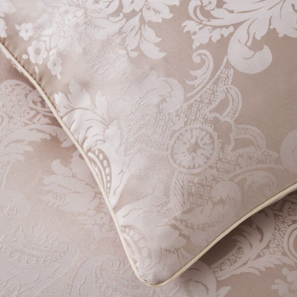 Damaszt díszpárna 43x43 cm Damask Jacquard – Catherine Lansfield