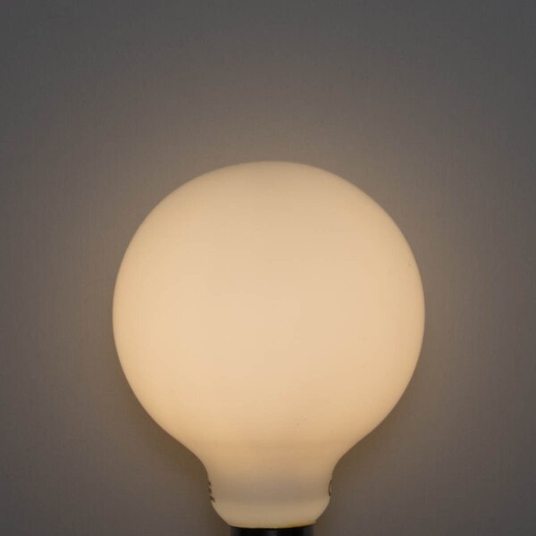 5 db E27 3-lépcsős dimmelhető LED izzó opál üveg G95 4W 450lm 3000K