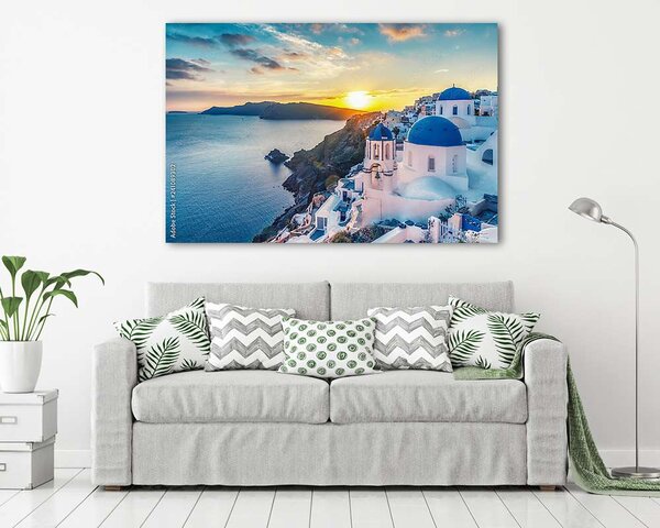Gyönyörű naplemente Santorini szigetén, Oia faluban (vászonkép)
