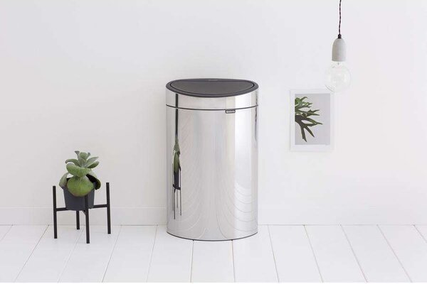 Brabantia Touch Bin New Soft-Touch nyomófedeles hulladékgyűjtő belső tartállyal, ovális, 40L - L méret, r.m. acél fényes - 112881
