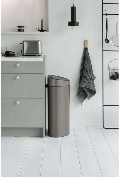 Brabantia Touch Bin New Soft-Touch nyomófedeles hulladékgyűjtő belső tartállyal, ovális, 40L - L méret, acél, platinaszürke - 114908
